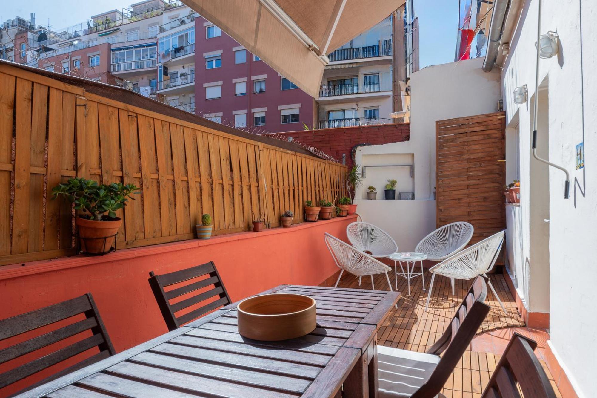 Spacious & Sunny Apt With Terrace In The City Center Барселона Екстер'єр фото